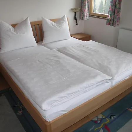 ゲストハウス Winklerhof エープス